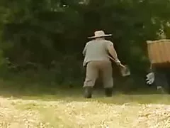 Папа гуляць з дзяўчынай