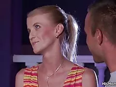 Валасатыя шапіках спелых і падлеткаў лесбіянак