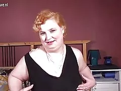 Вялікі аматар бабуля з любой чорнай цацкай